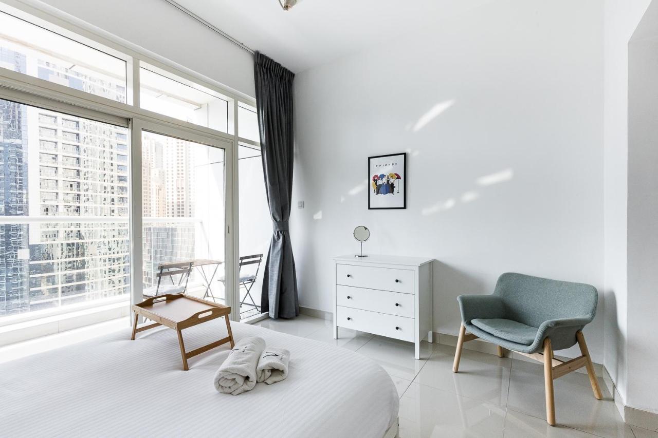 Lovely Unit With Marina View Villa Dubai Exteriör bild