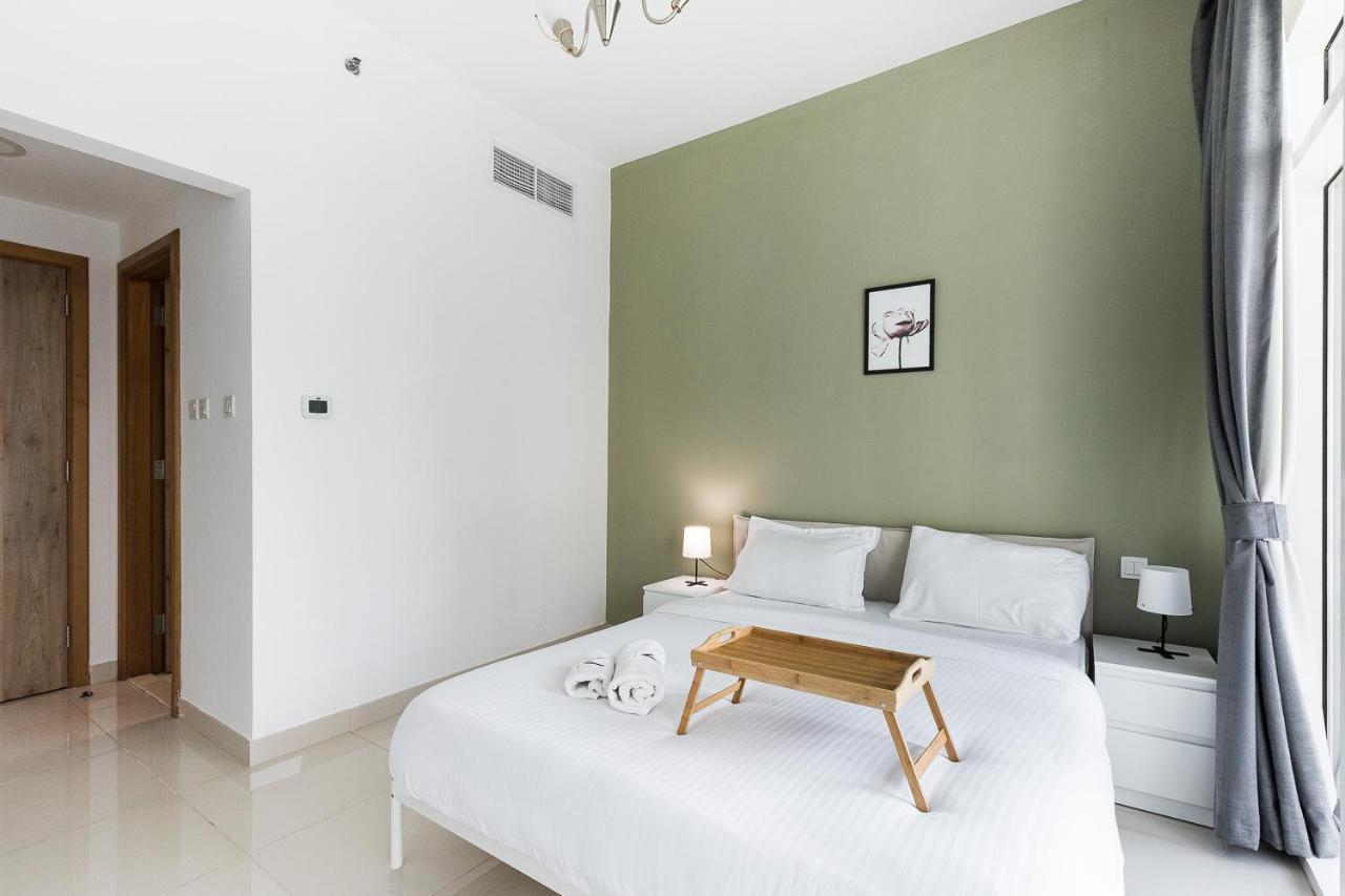 Lovely Unit With Marina View Villa Dubai Exteriör bild