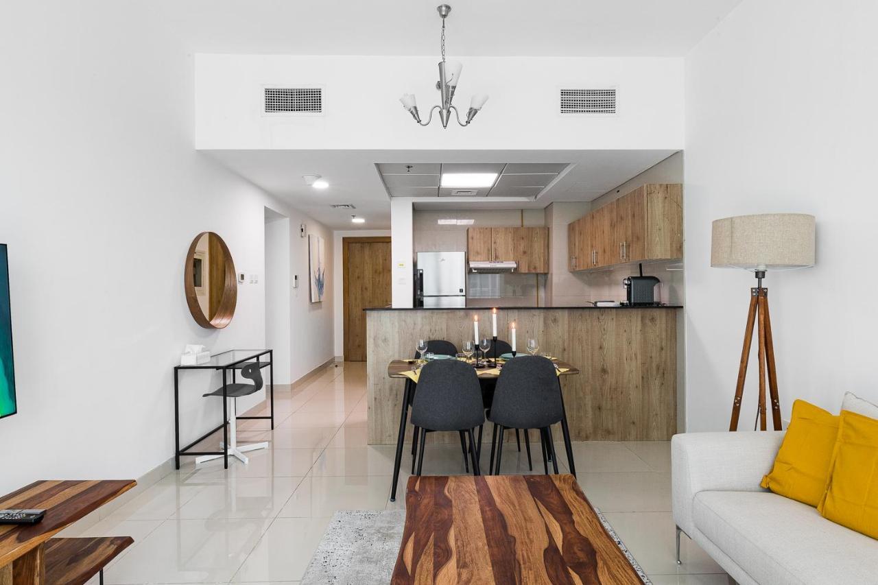 Lovely Unit With Marina View Villa Dubai Exteriör bild