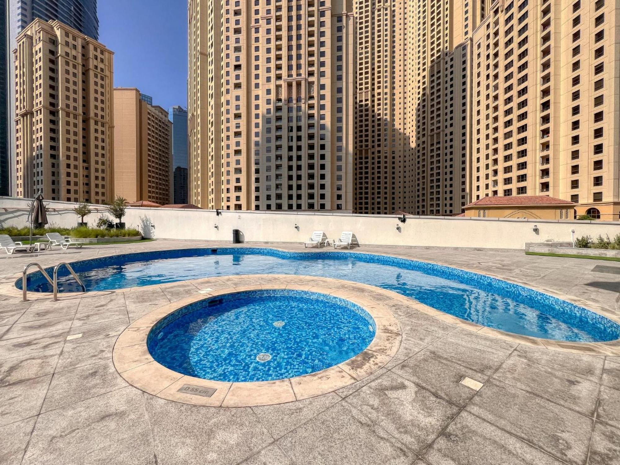 Lovely Unit With Marina View Villa Dubai Exteriör bild